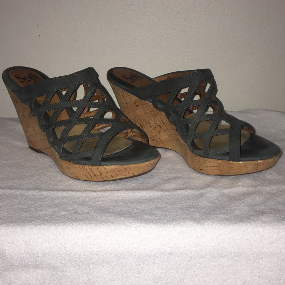 Suede wedges- super cute!